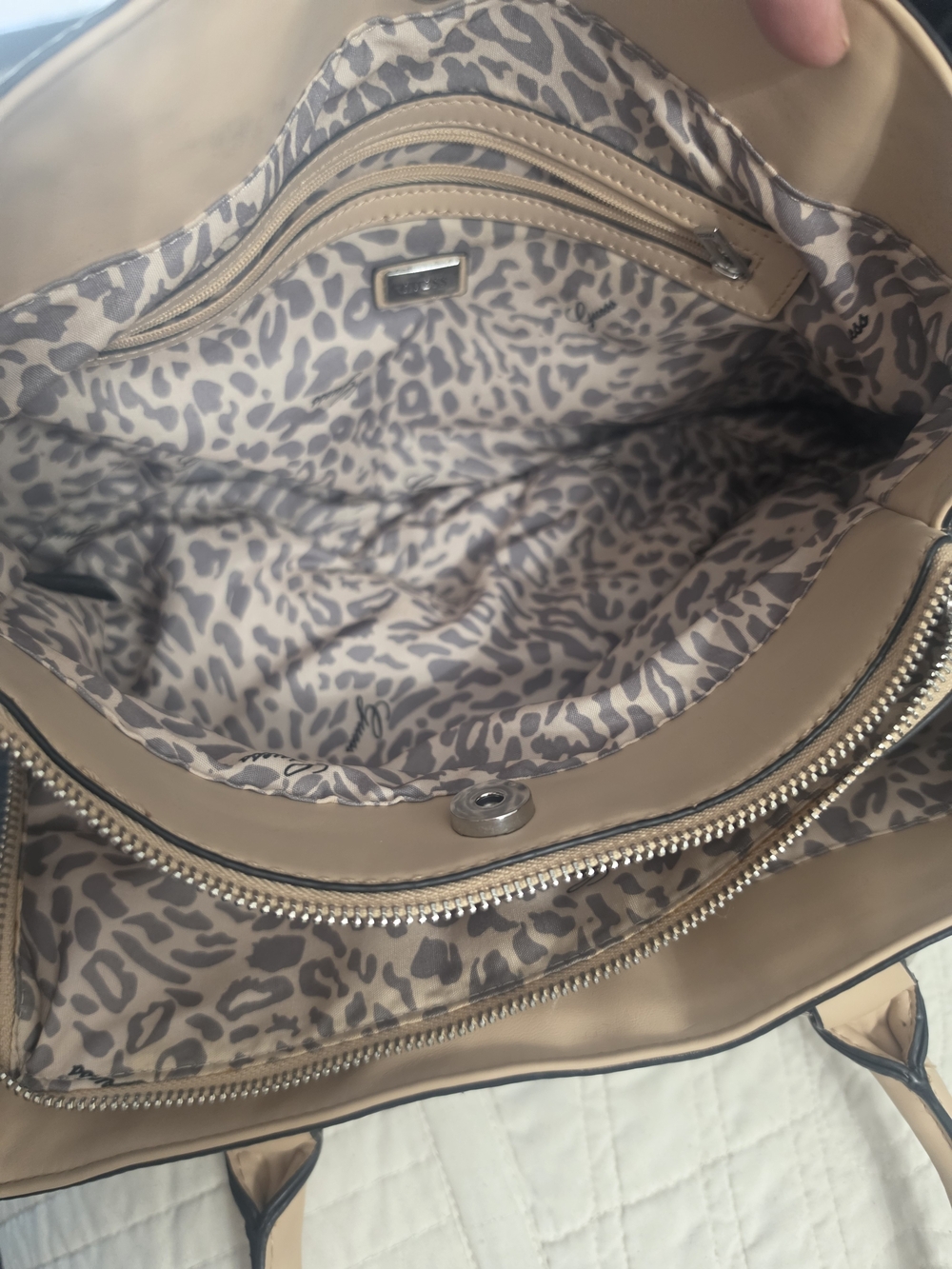 GUESS Blue Logo Tote with Beige Trim - Picture 6 of 9